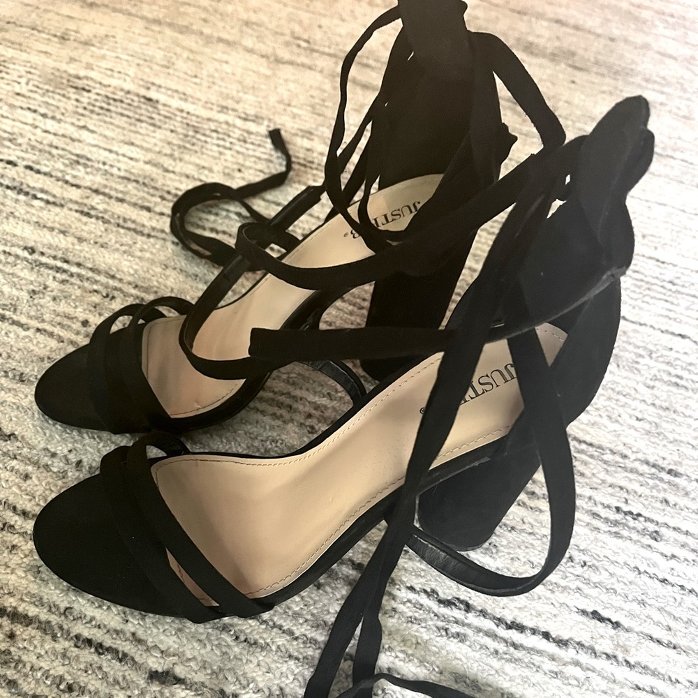Tied & True cylinder Heel sandals